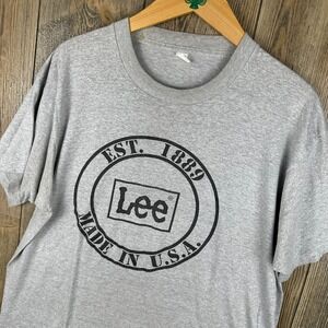 Lee Vintage 80s Graphic T-Shirt Est 1889 Made in USA Crew Neck Gray Size Large